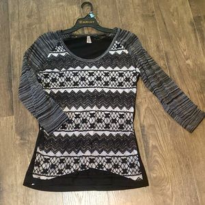 Black Vanity 3/4 sleeve shirt!
